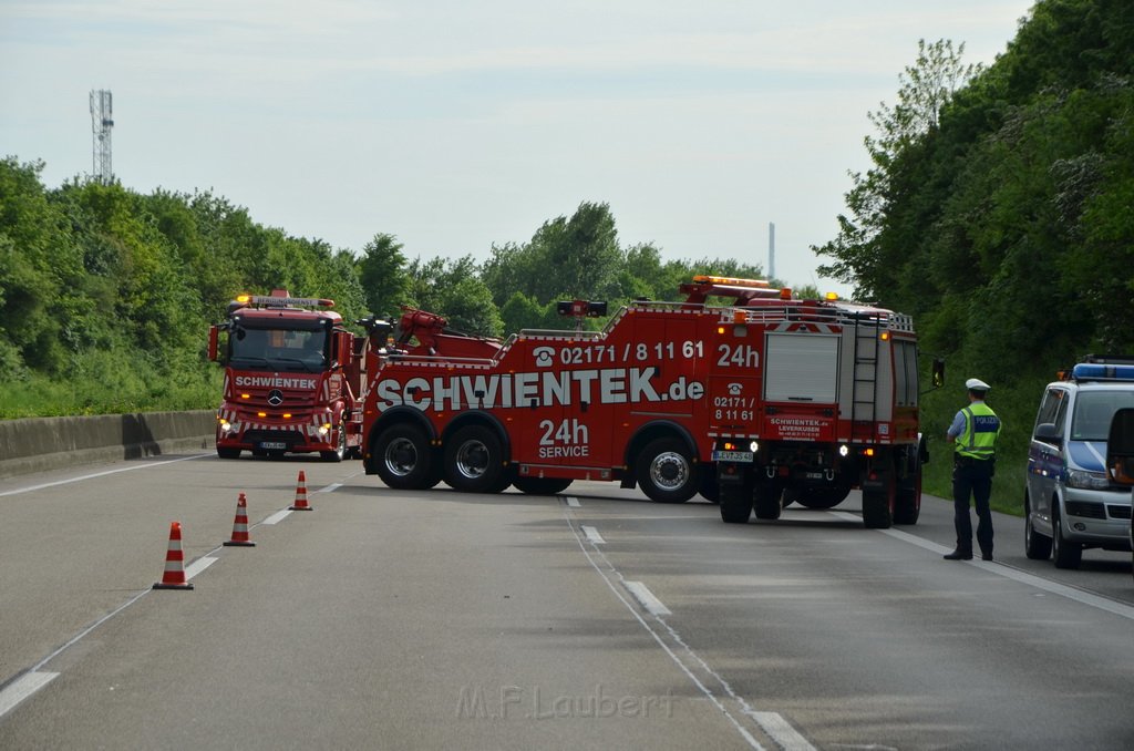 Wieder schwerer VU A 1 Rich Saarbruecken vorm AK Leverkusen P2149.JPG - Miklos Laubert